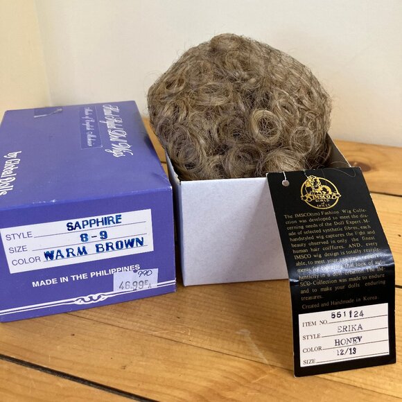 IMSCO Doll Wig ERIKA Honey Blond 12/13 #551124 Short Curly Hair NWT - Picture 2 of 7